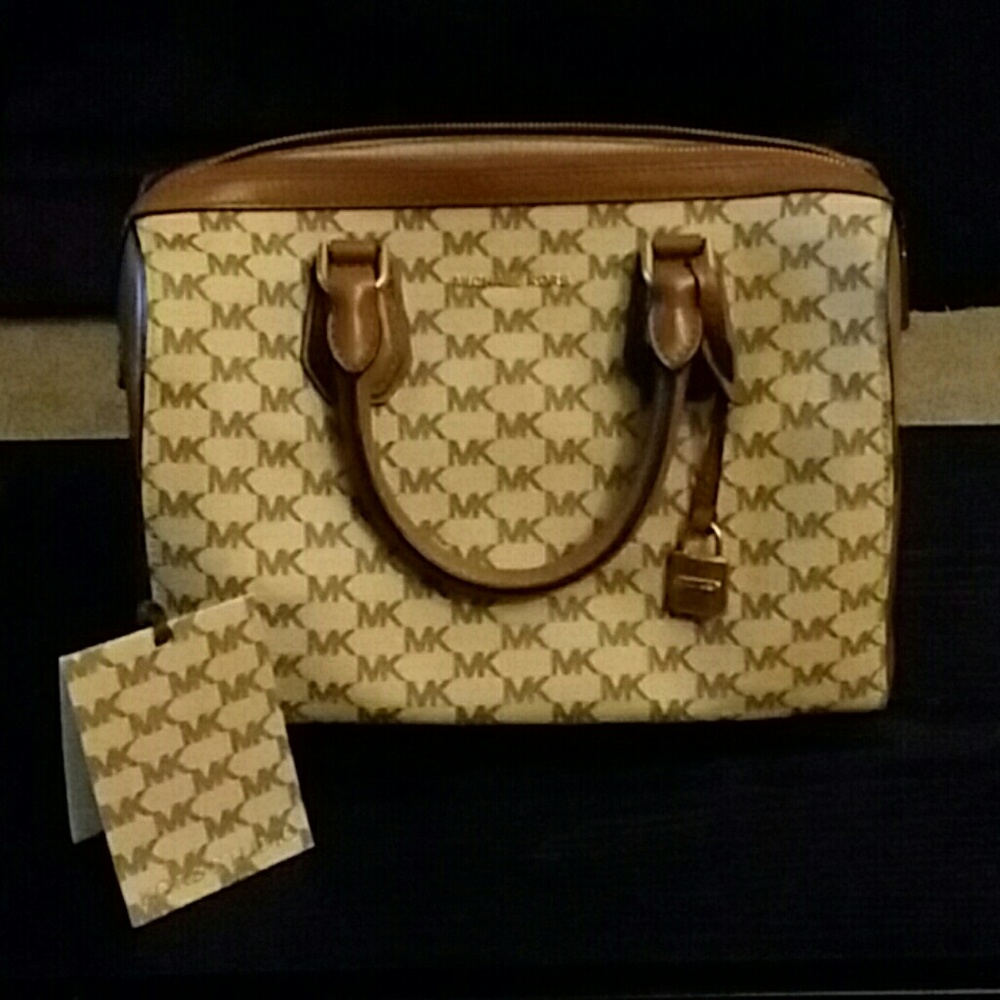 Michael kors handbag